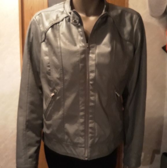 I.B. Diffusion Jacket - Picture 2 of 4